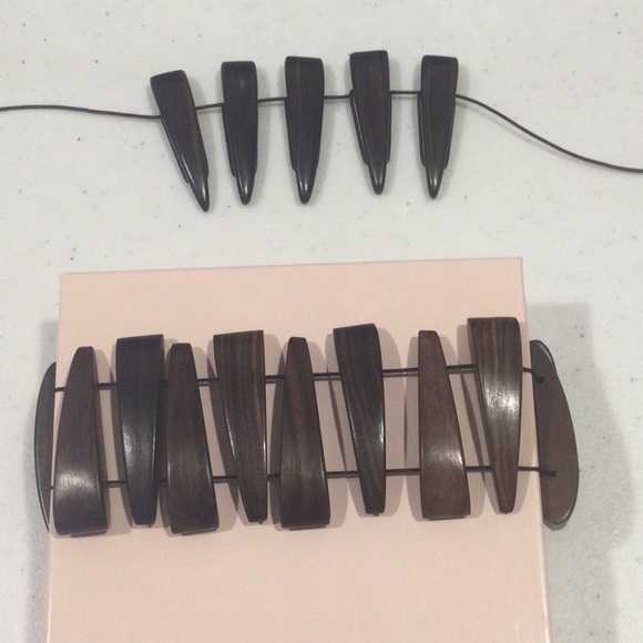 NWOT Victoria Secret Wooden Bohemian Casual Necklace and Bracelet - Picture 11 of 13